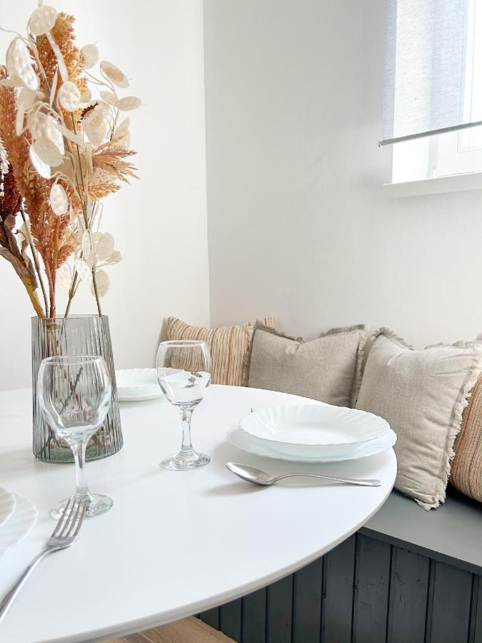 Apartments Saraden โวดีเซ ภายนอก รูปภาพ